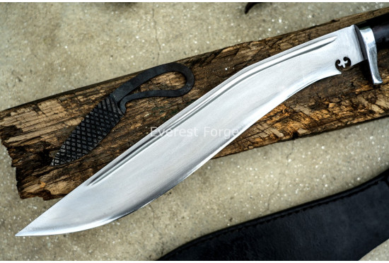 KUKRI with Sharpner
