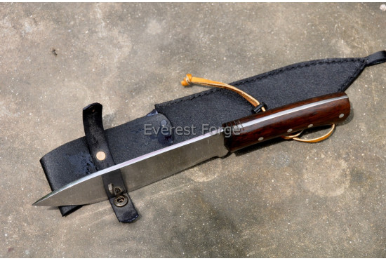 Ironfang Knife 