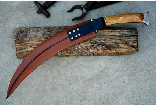 Massive Claw  Knife