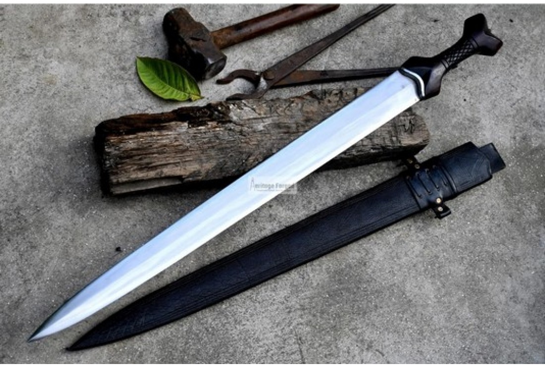 Celtic Tène sword hand-forged Iron Age replica — Everest Forge Nepal