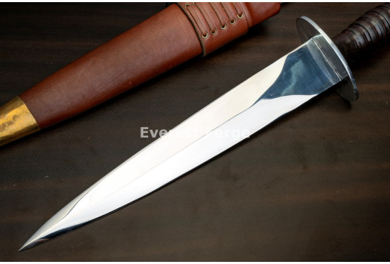 Hand-Forged Commando Dagger, Oval Guard