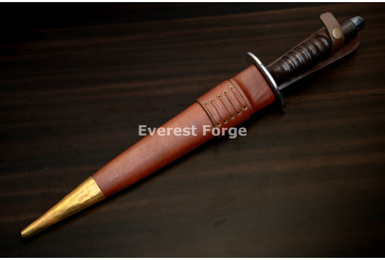 Hand-Forged Commando Dagger, Oval Guard
