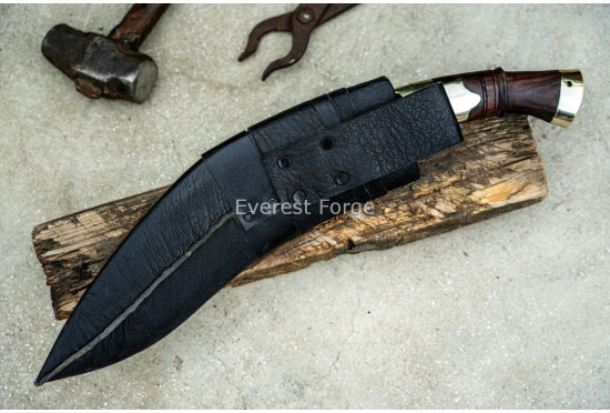 Budhune Angkhola Kukri-khukuri