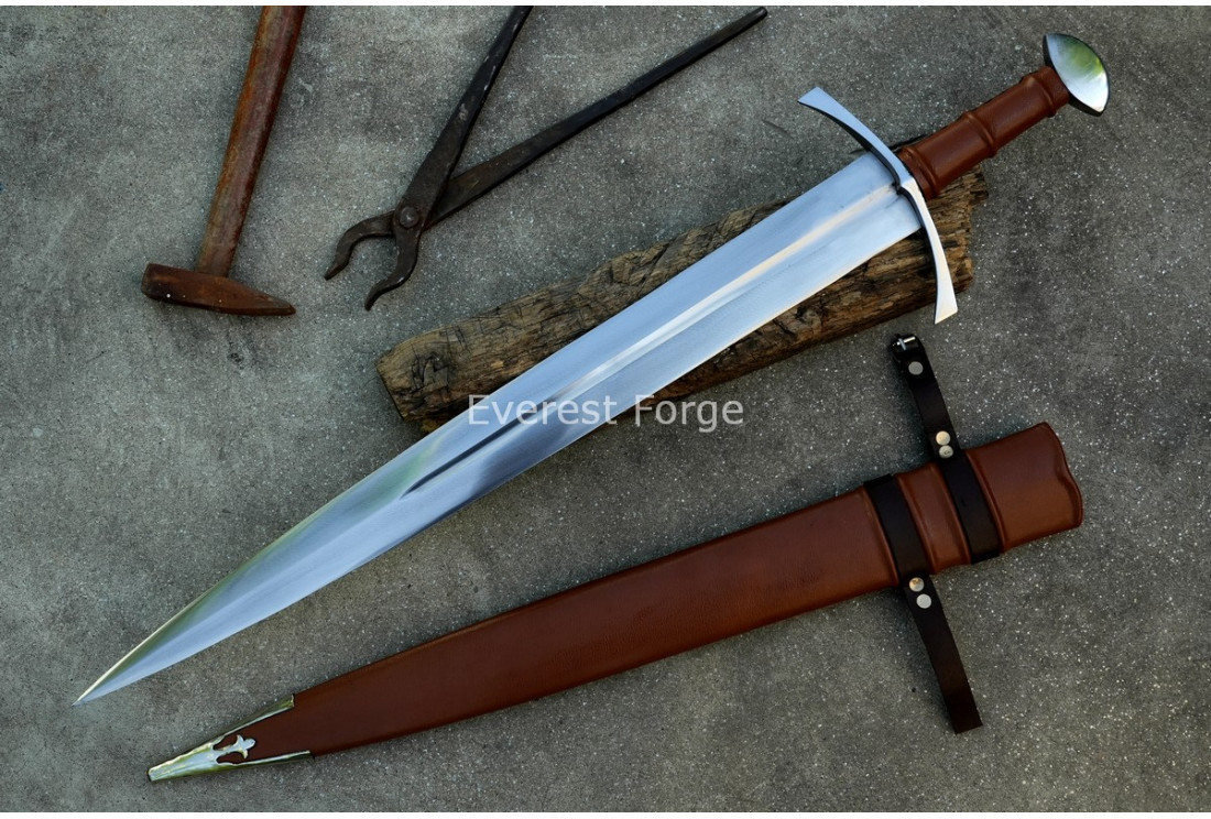 Type XIV nut pommel sword hand-forged medieval — Everest Forge Nepal