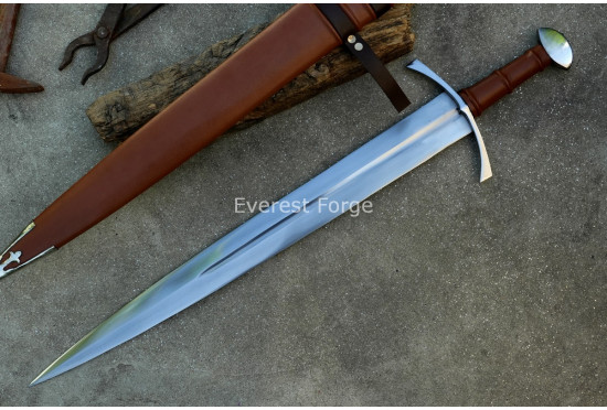 Type XIV Nut-Pommel Sword 