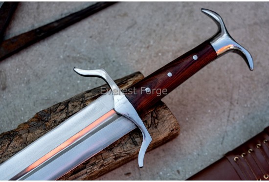 V Viking Sword