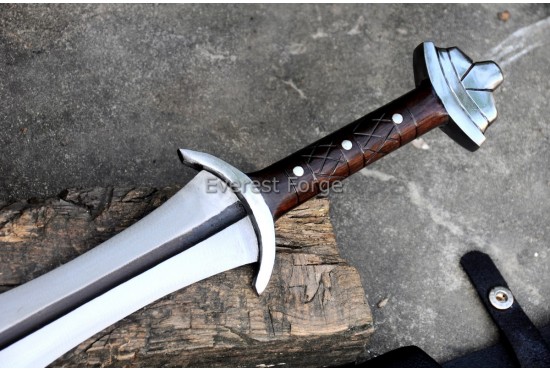 3-Lobed Pommel-Achilles Sword