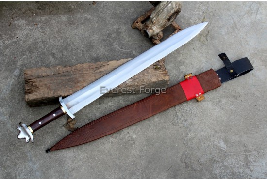 Medieval Sword | Crescent Lobed Pommel