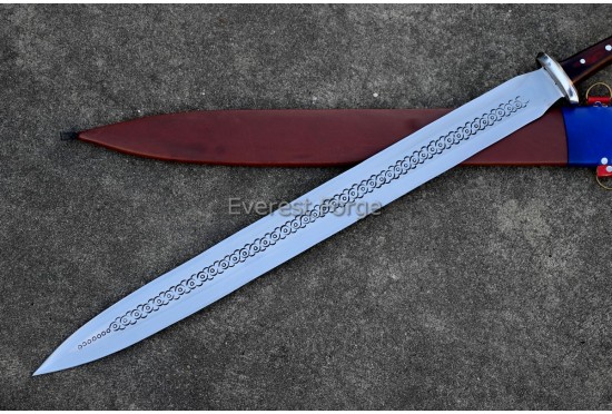 Plate Armor Pommel Sword