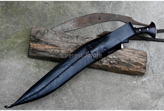 Cheetlange Swift khukuri