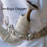 Yemeni Jambiya Dagger – History, Craftsmanship & Buying Guide