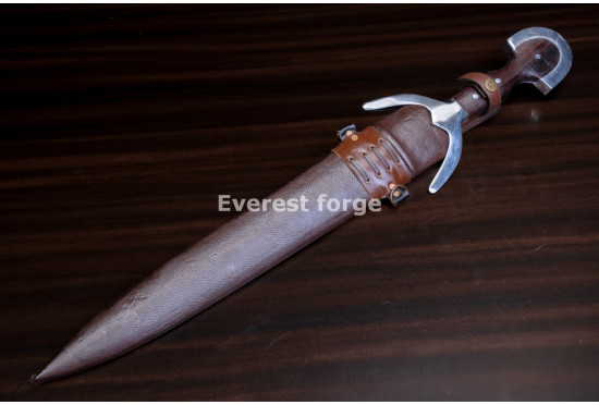 Hand-Forged Cinquedea Short Sword