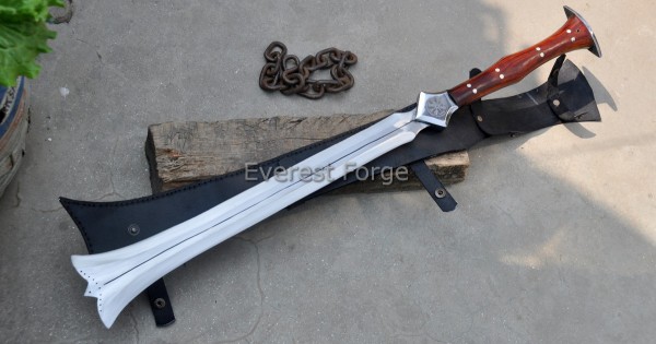 Mukhiya-sword-600x315w.jpg