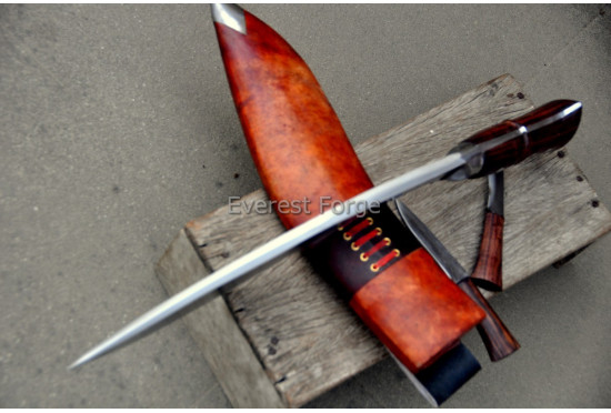Survival khukuri-kukri