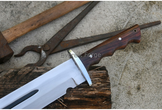 Recurve Machete