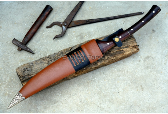 Two-Handed Jungle Machete 