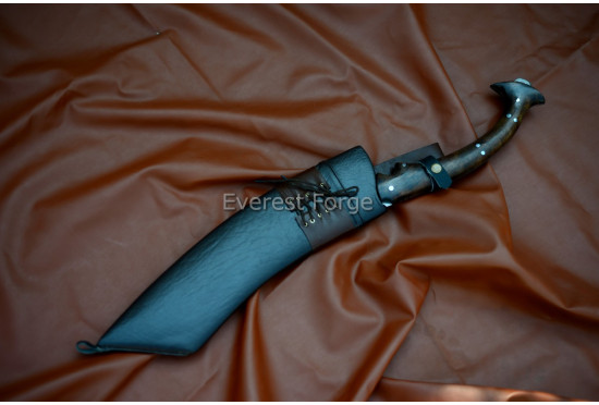 Jungle Fang Machete