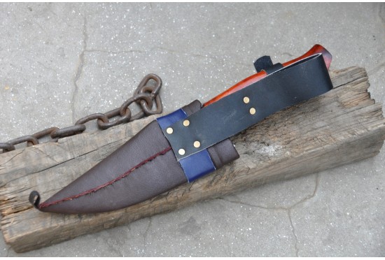 7 inches long Blade Arrowhead Bowie