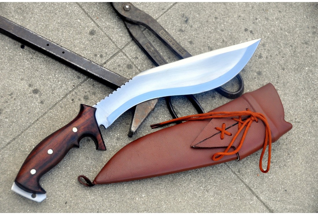 Scourge Apocalypse Khukuri kukri hand-forged Nepal survival kukri Everest Forge