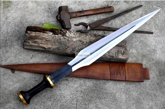 Boa Zande Sword, traditional African short sword with leaf-shaped blade, used by Boa and Zande tribes of Central Africa