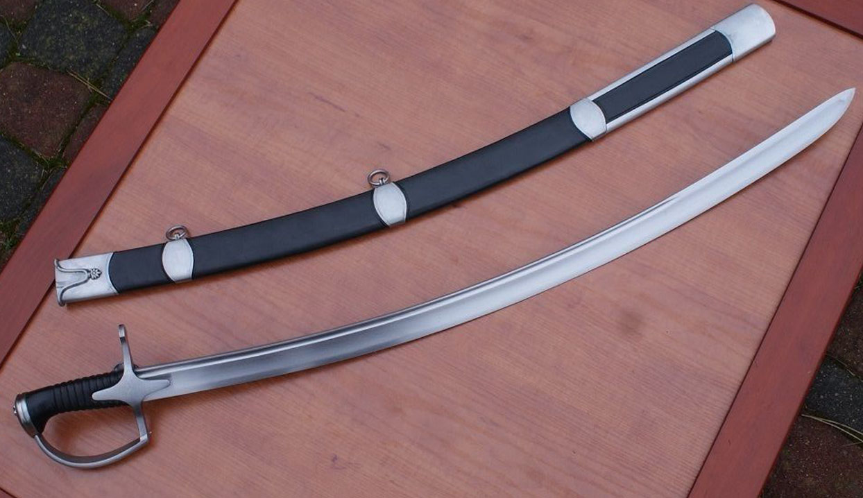 Hand-forged scimitar sword with curved blade — Everest Forge