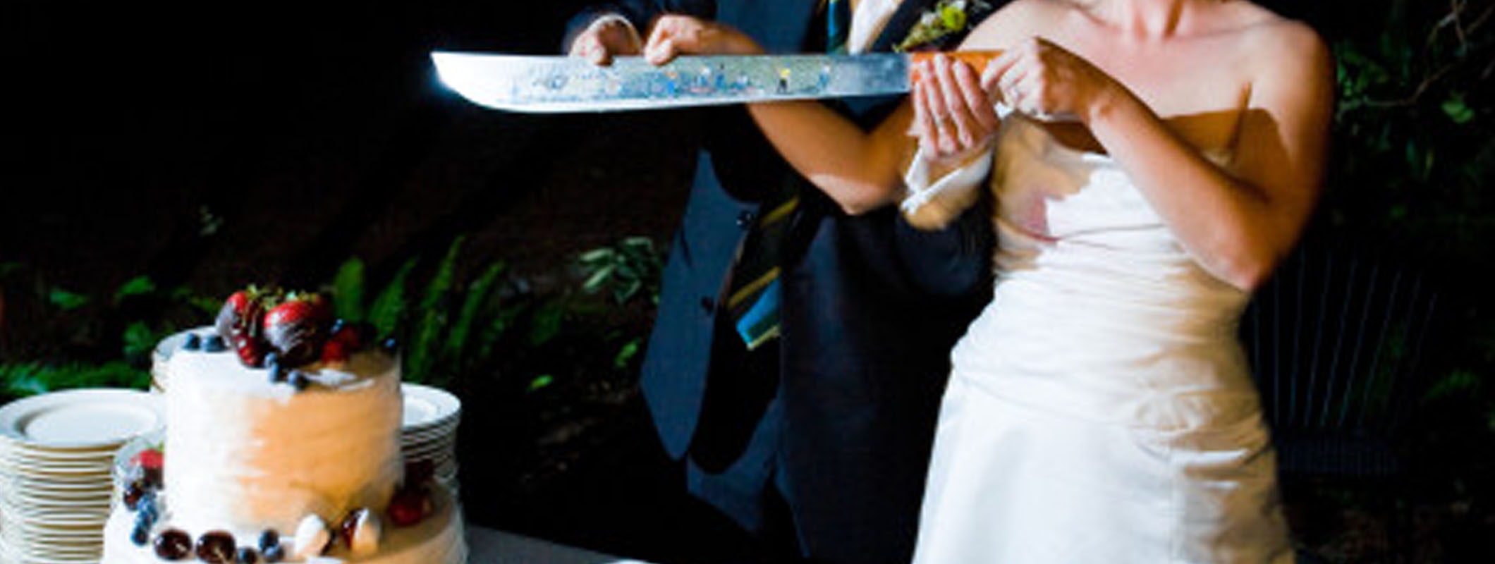 Machete used to cut cake in a marriage ceremony