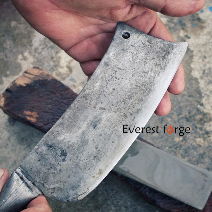 Sharpened forged knife blade after complete whetstone treatment