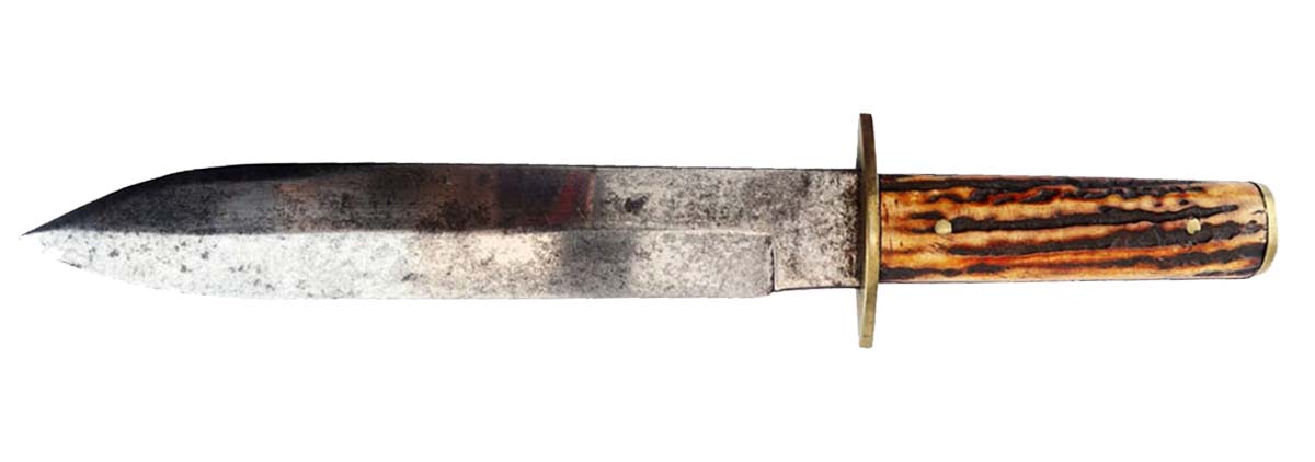 Spear Point Bowie Knife – Symmetrical Blade for Precision and Controlled Penetration